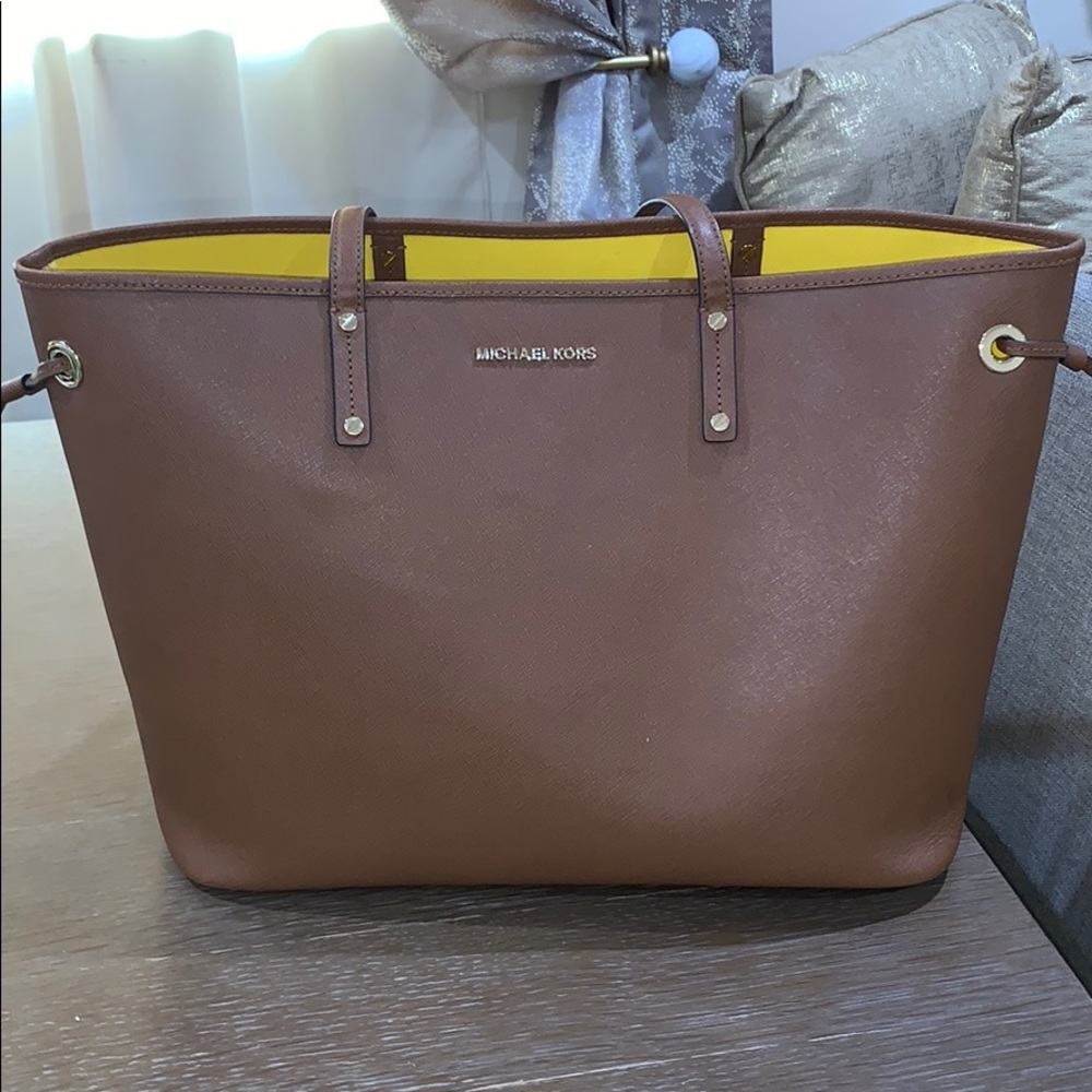 Michael Kors Tote